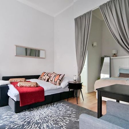Апартаменти ⍟Luxurious And Bright⍟ 5 Min Walk To City Center Відень Екстер'єр фото