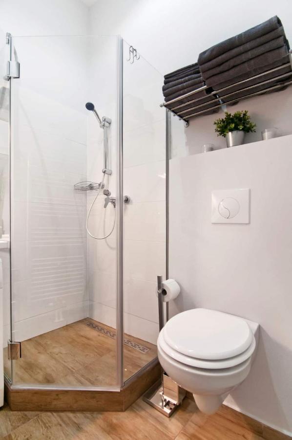Апартаменти ⍟Luxurious And Bright⍟ 5 Min Walk To City Center Відень Екстер'єр фото