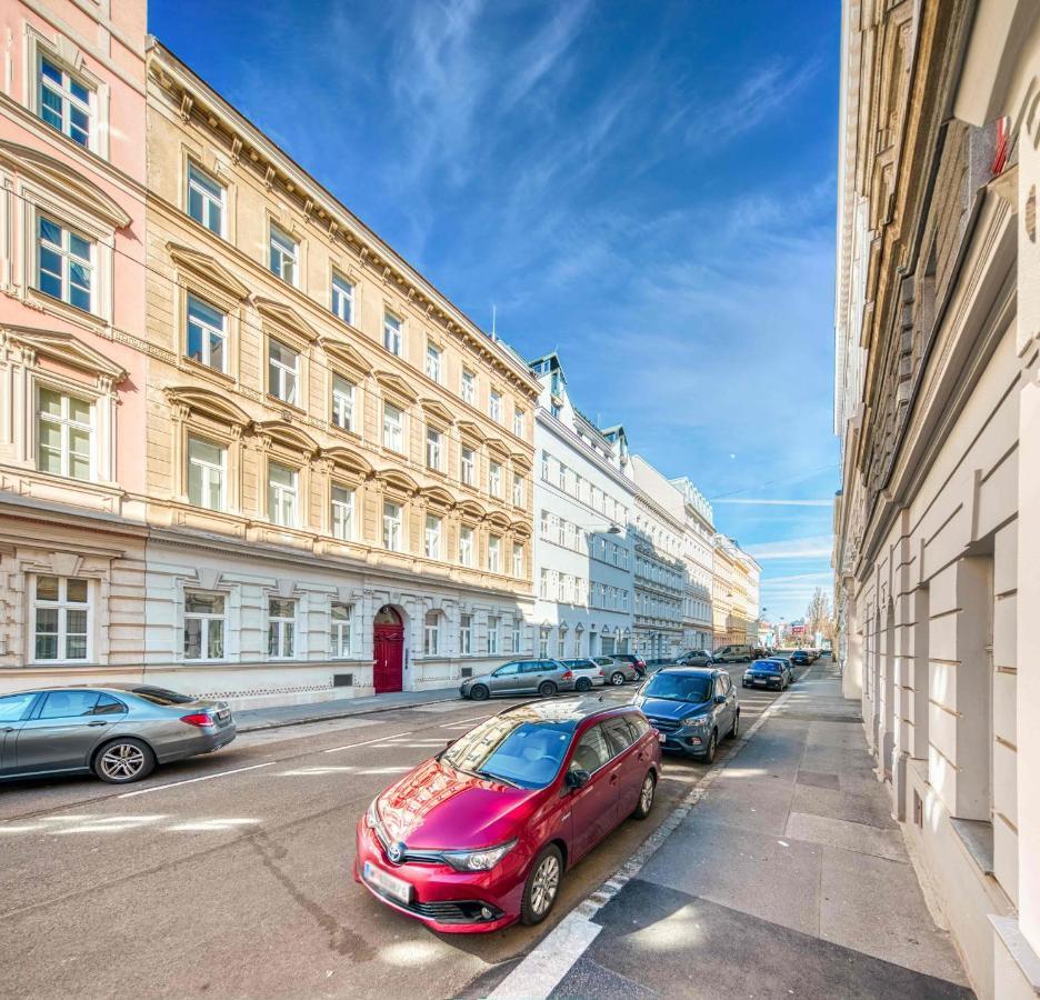 Апартаменти ⍟Luxurious And Bright⍟ 5 Min Walk To City Center Відень Екстер'єр фото